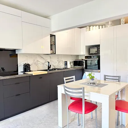 Апартаменты Beau 3 Pieces, Vue Mer, 100m Du Casino Et Des Plages, Double Exposition Avec Terrasses *